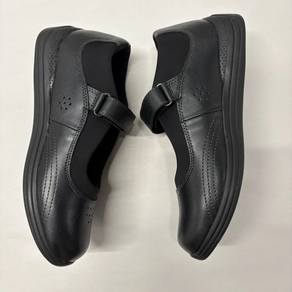NEW Classic Black Mary Jane